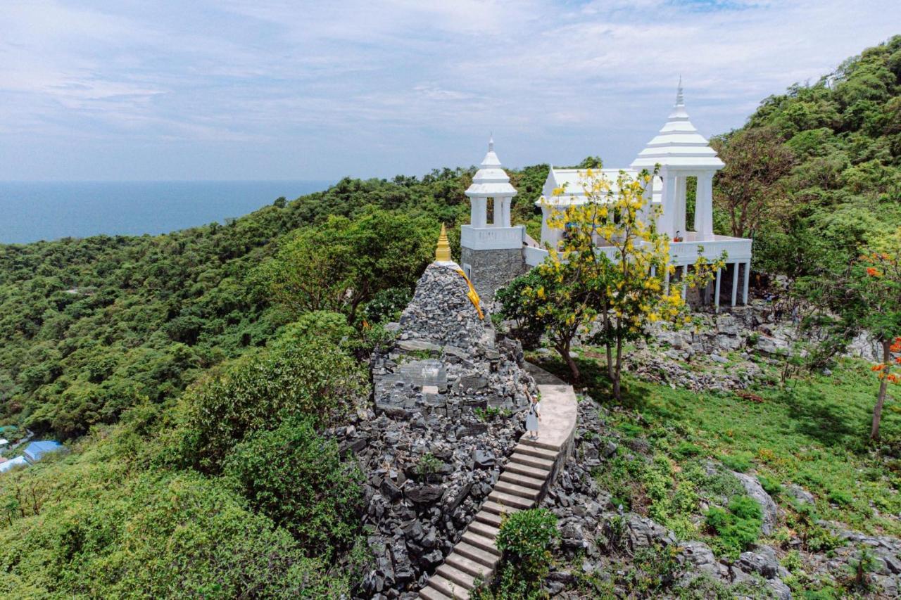 Somewhere Koh Sichang Buitenkant foto